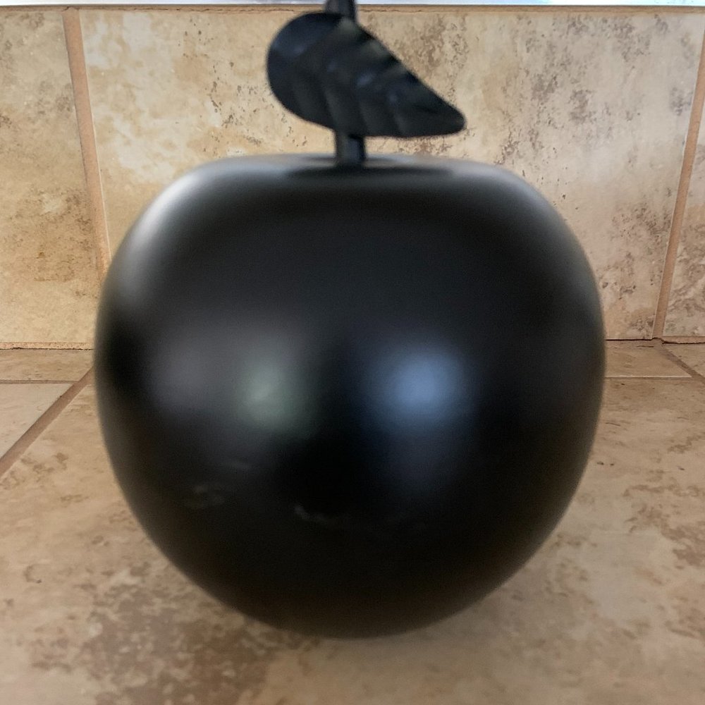 Black Apple